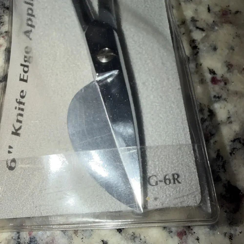GINGHER 6 Inch Knife Edge Applique Scissors G-6R Made in Italy Gently Used